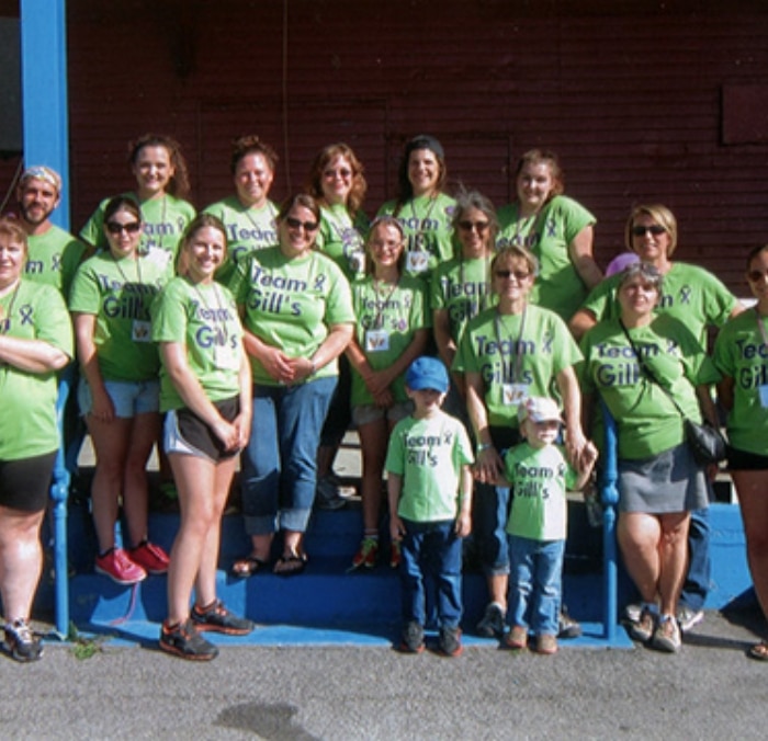 GILL'S DELI group photo